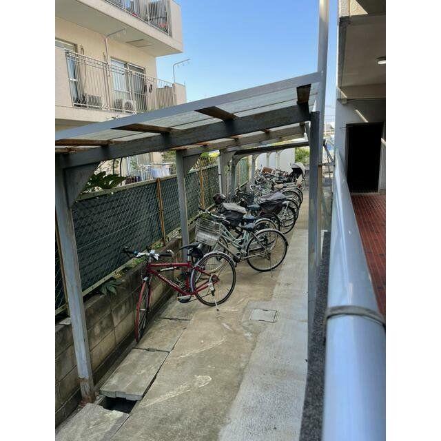 シャトレー新井