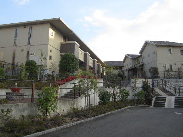 パークヒルズ陵南