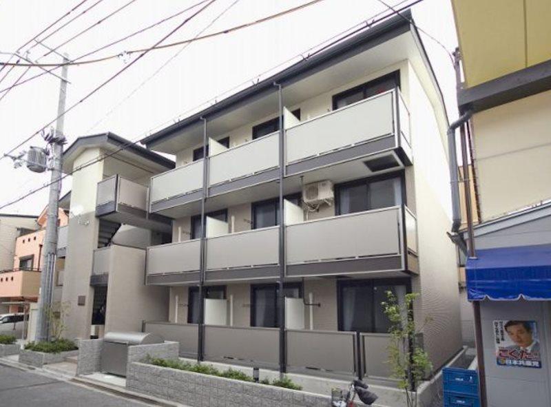 レオパレスコーポ西新道バザール