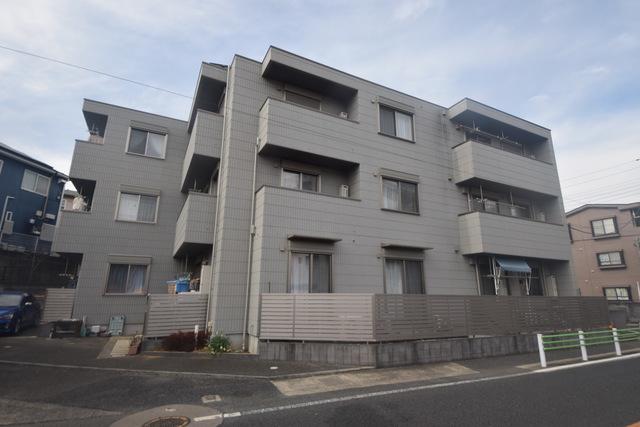京王相模原線 南大沢駅 徒歩25分 3階建 築10年