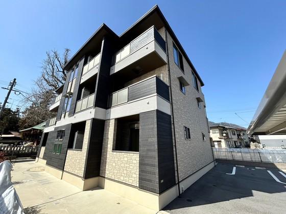 ＪＲ可部線 七軒茶屋駅 徒歩14分 3階建 築6年