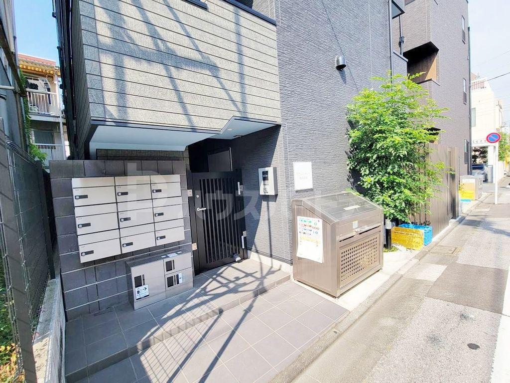 グランシャレー梅島駅前