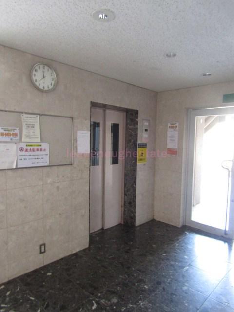 鶴見緑地ハイツ弐番館