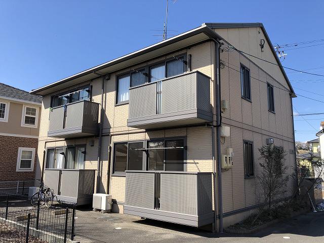 ラークガーデン C