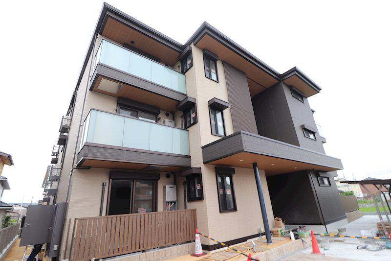 栗東市綣9丁目共同