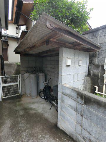 リバティオザワ