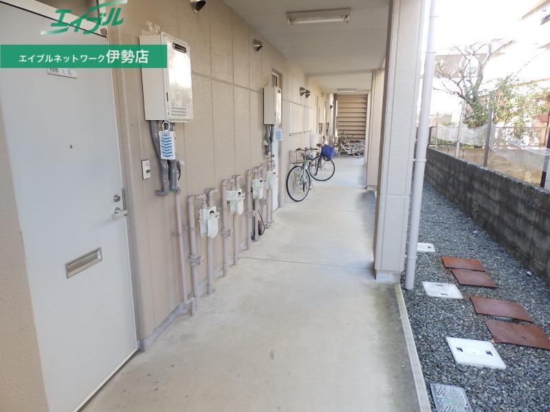 メゾン松鶴