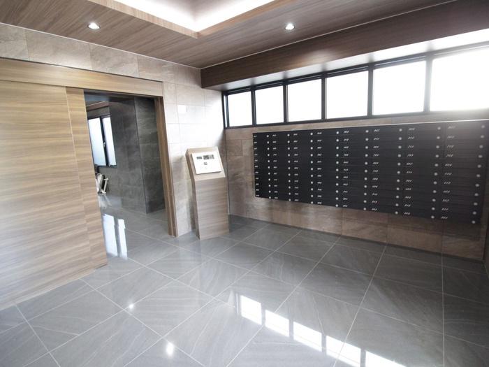 THE SQUARE PLATINAM RESIDENCE