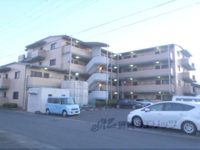 シャトルハルタ