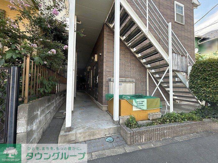 レオパレスフォーブル三茶