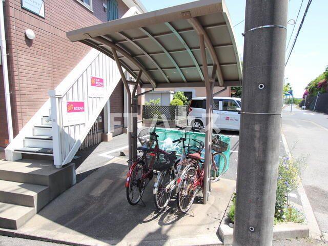ウィステリア