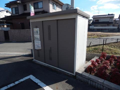 サンパレス
