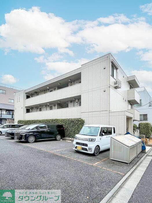 フラット明大前