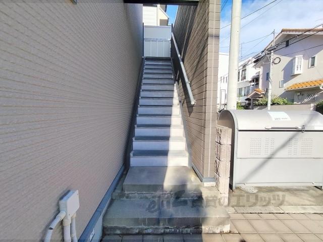 レオパレスクレールアミラ