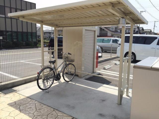 水島臨海鉄道 三菱自工前駅 徒歩28分 2階建 築13年