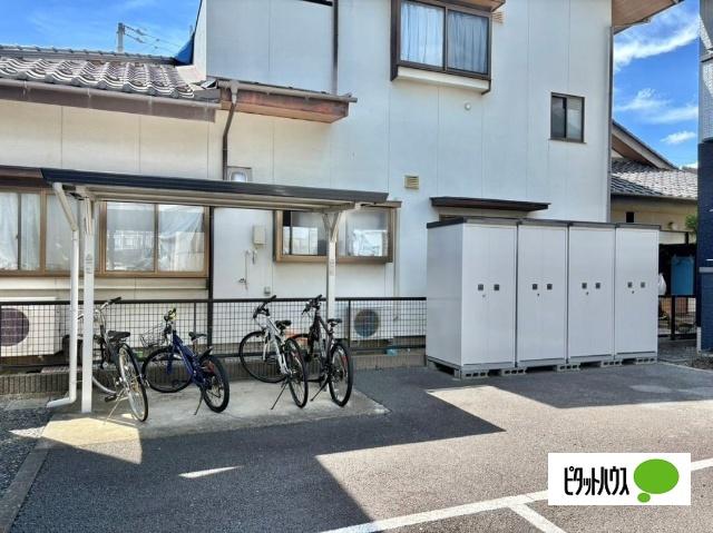 バリュージュ田中 A