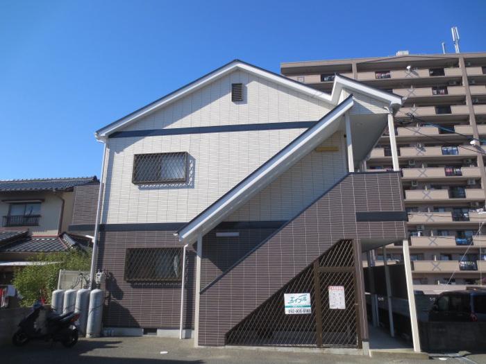 JS HOUSE