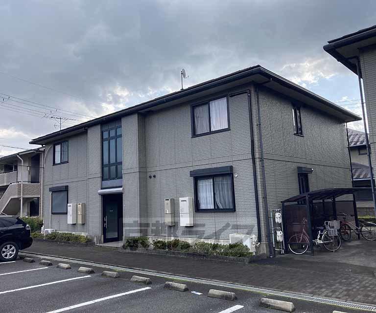 モンテカンパーニャA棟(2LDK/1階)