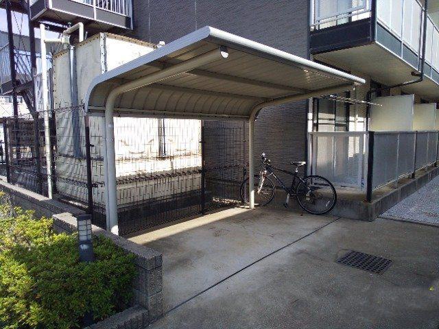 レオパレスサンモール新町