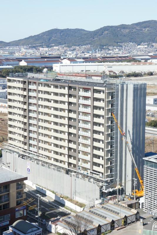 ウィングス八幡駅前
