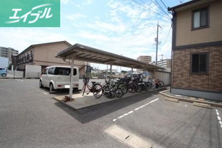 FOREST VALLEY A棟