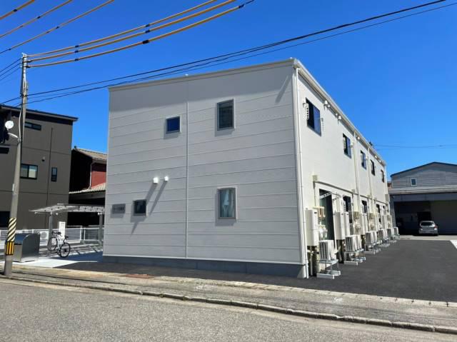 ラーク沼垂西