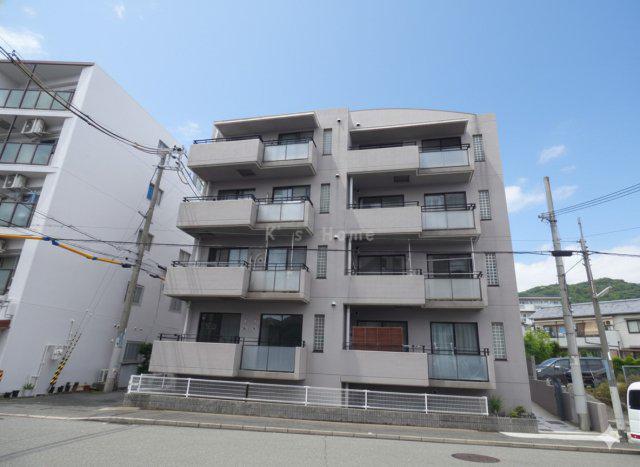 パーク・ノヴァ西岡本