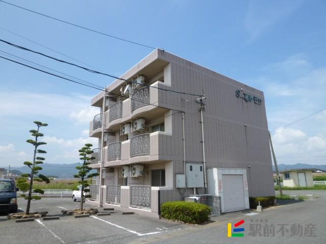 S・エルモサ