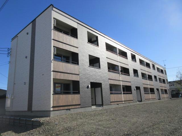 NAGOMI