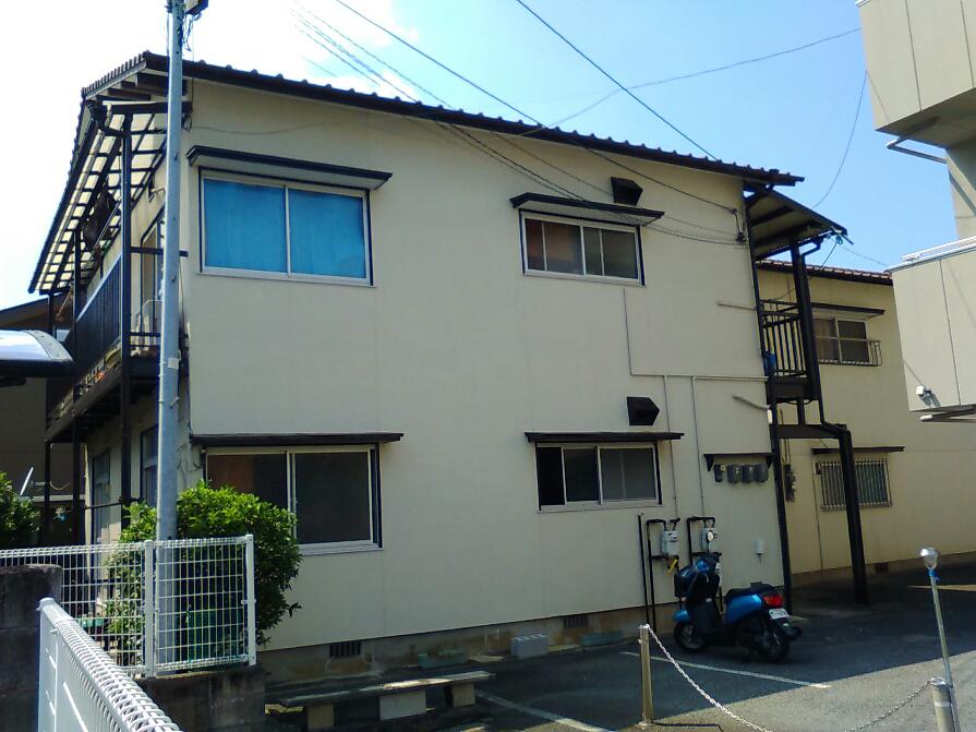 リーフ坪井