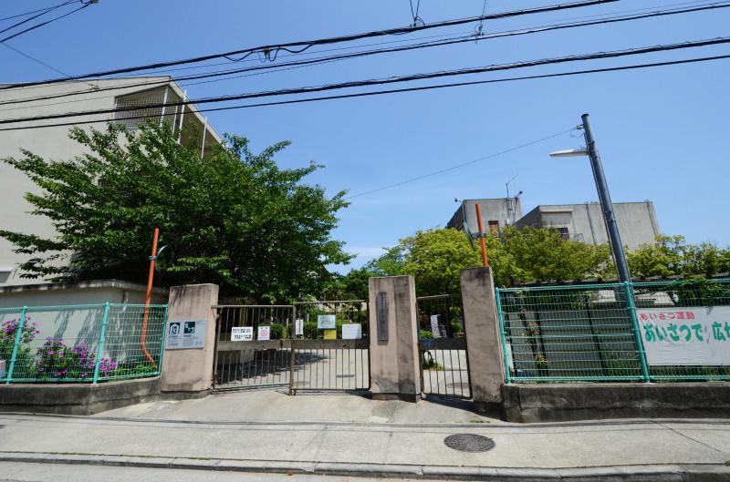 プレサンスロジェ甲子園口ルミエ