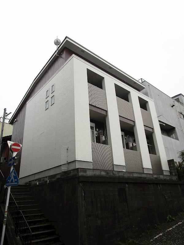 CASTLE SHINRAKU