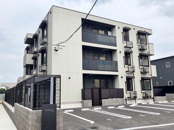 D-ROOM板付
