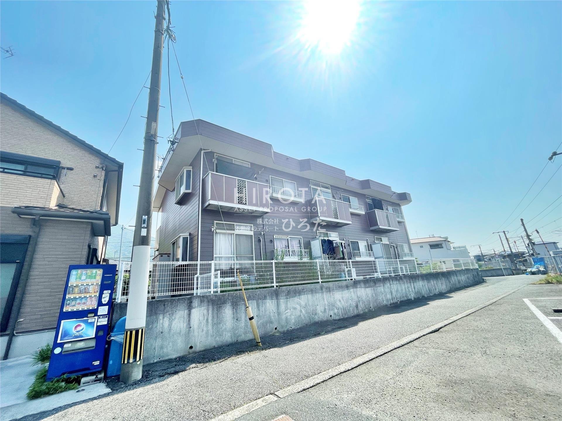 ファミール湯川III