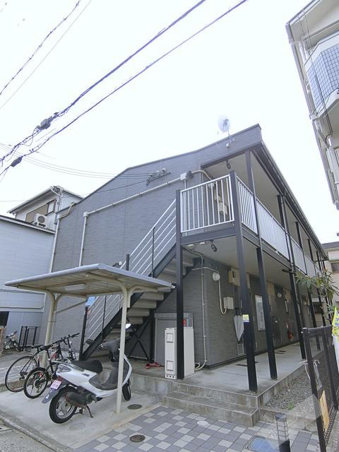 レオパレスやちよ