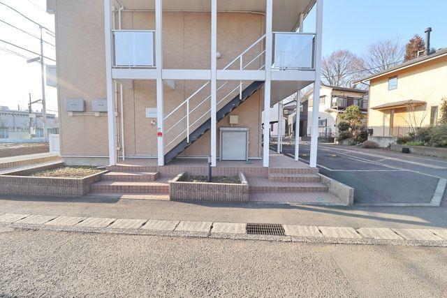 レオパレスサンフォレスト嵐