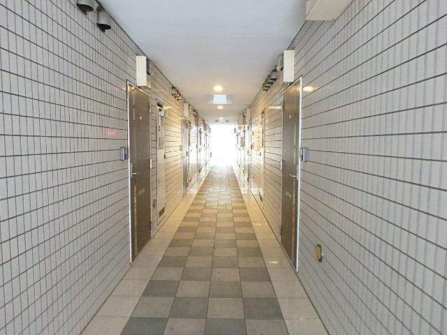 フローレス八番館