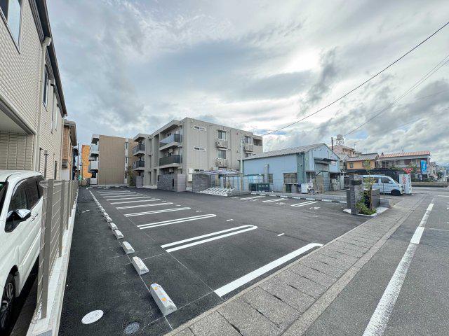 D CREST中原