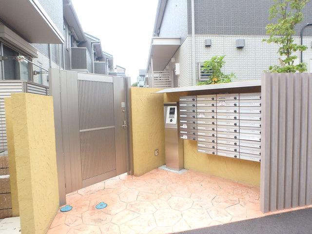 東武伊勢崎線 梅島駅 徒歩4分 2階建 築10年
