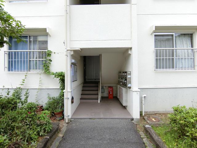 名谷2団地10号棟