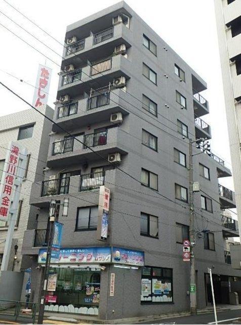 エーシーフィールズ