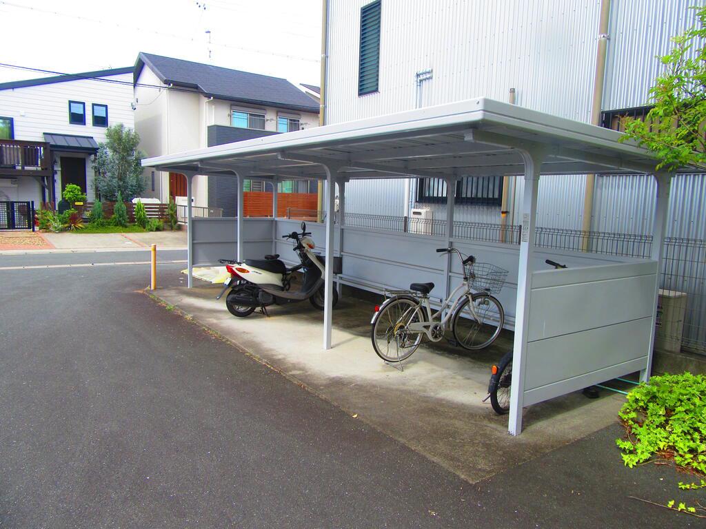 ウイング・イヌイ