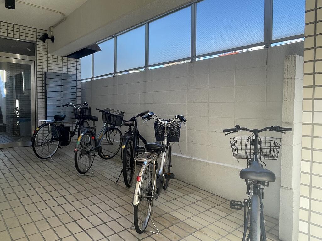 ジュネス本山