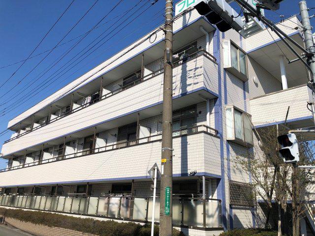 フローレス八番館