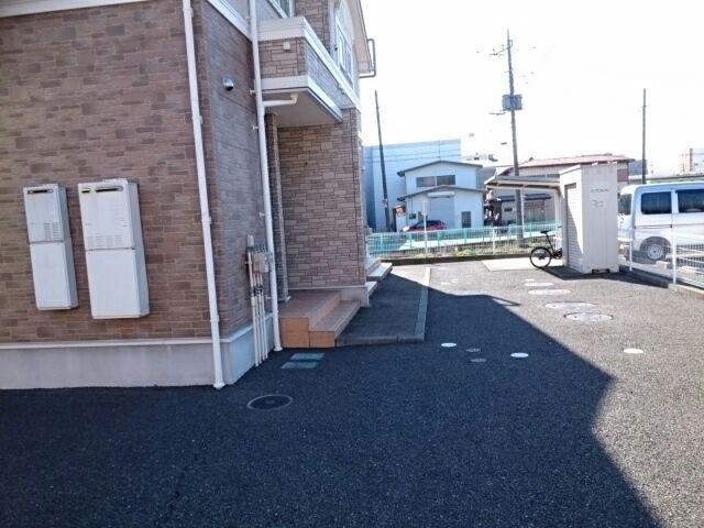 アネシス・参番館