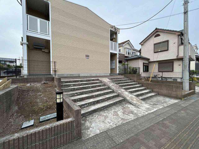 レオパレスHIGHBRIDGE
