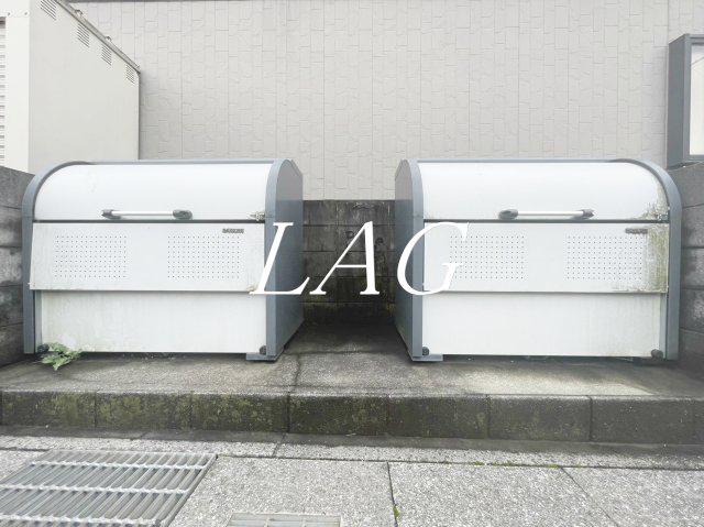 サンクレスト D棟