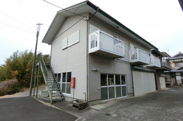 メゾン芹沢壱番館