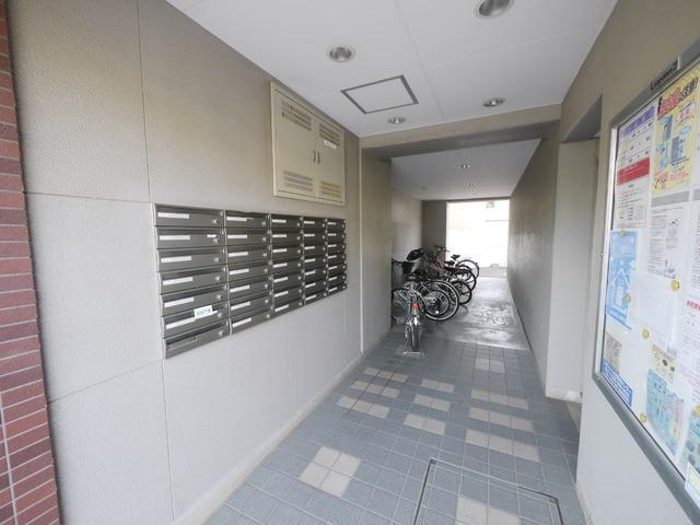 レオパレスFLAT浦和