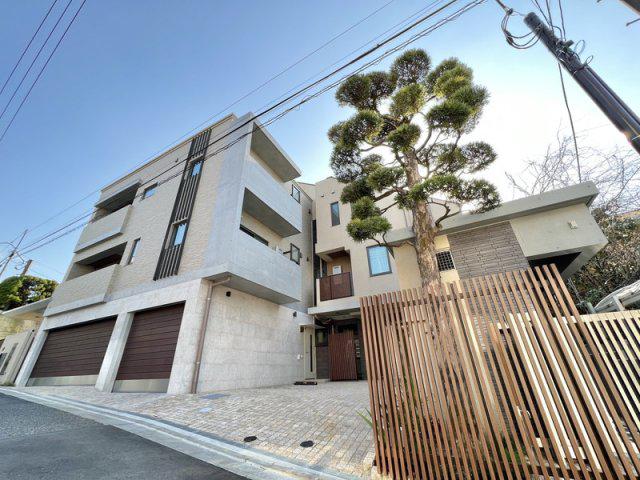 小田急線 東北沢駅 徒歩7分  築6年(2LDK/3階)